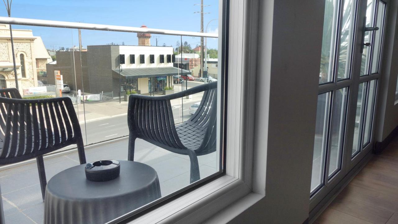 Semaphore Splash Apartments Port Adelaide Exterior foto